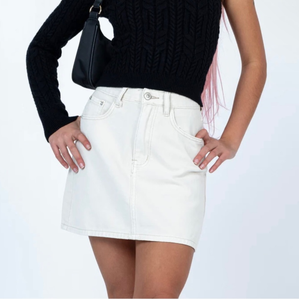 Denim white skirt